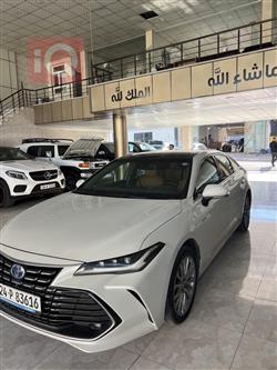 تويوتا أفالون